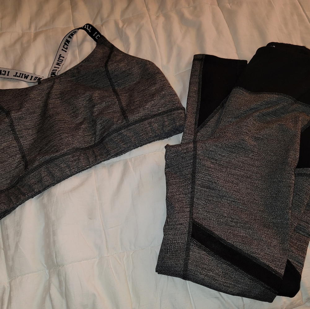 Torrid Active set spacedye